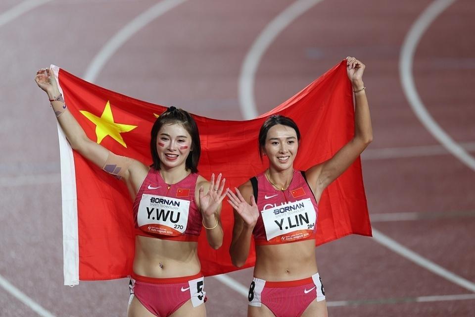 享受到最细致的服务以及最好玩的游戏。详情图